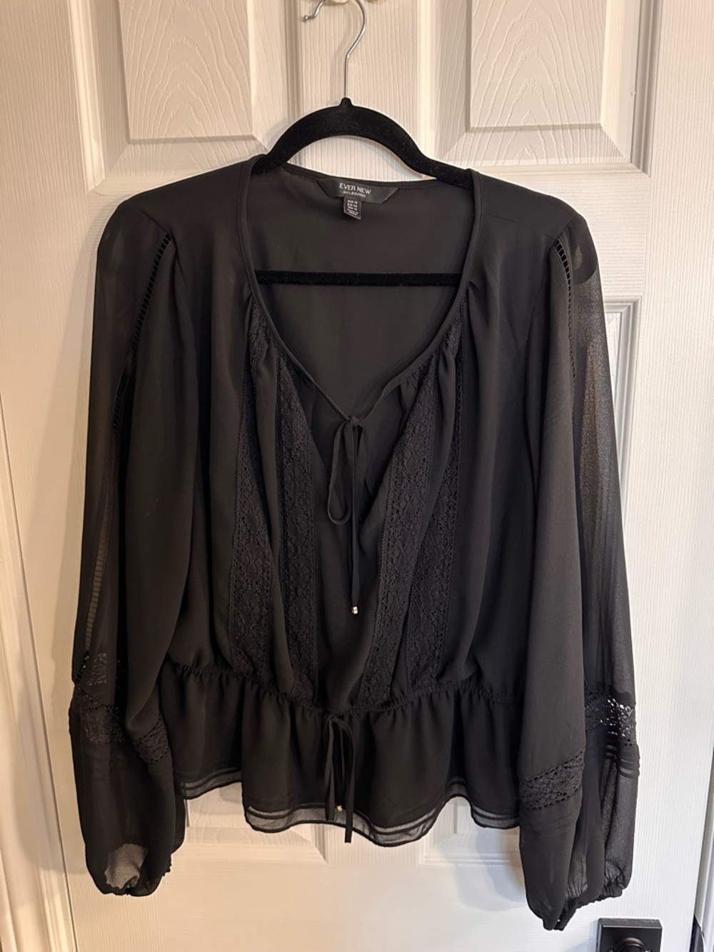 🖤 Ever New Black Billowy Blouse – Size Large 🖤